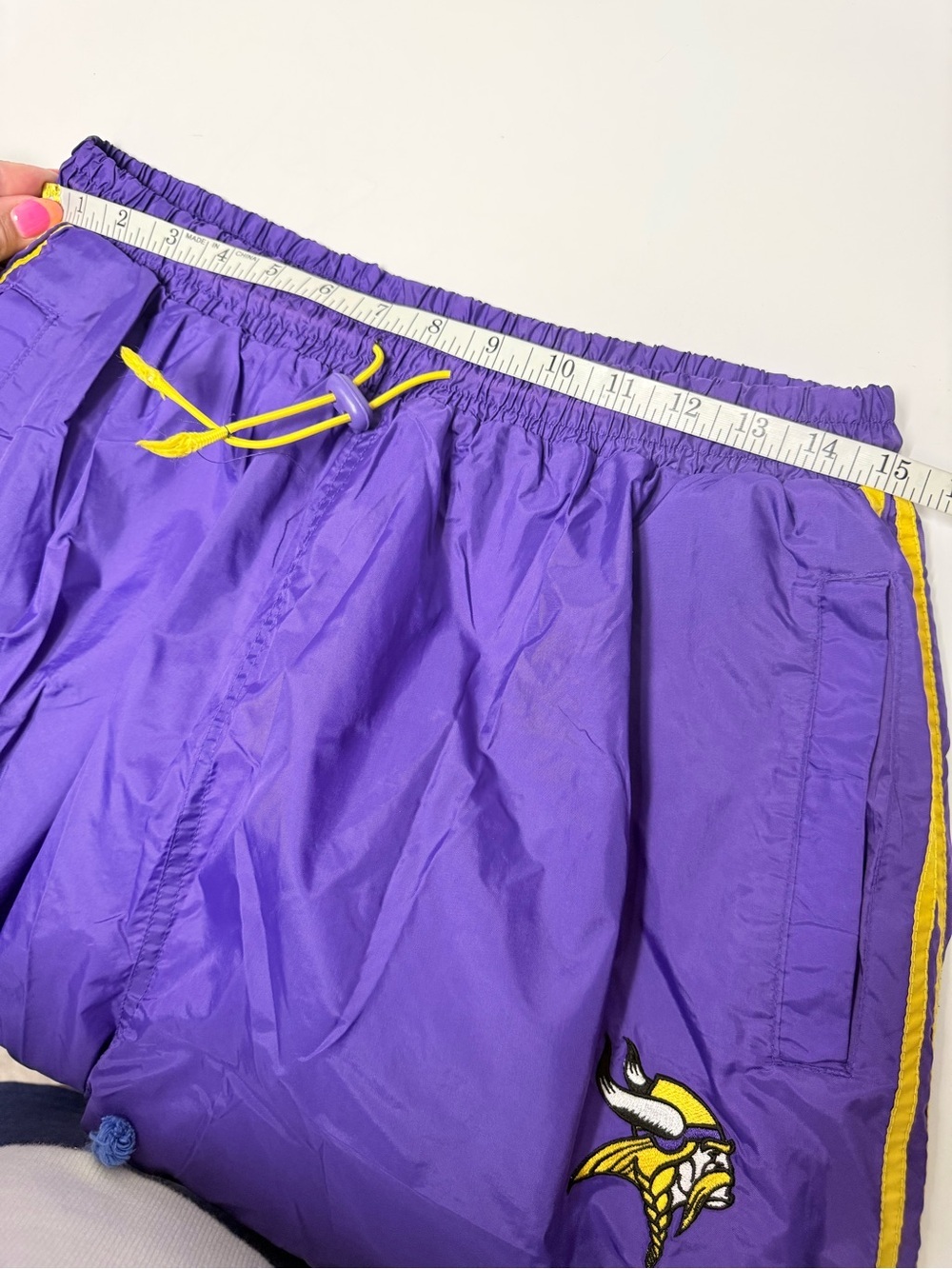 *RARE* Vintage NFL Minnesota Vikings Windbreaker Track Pants - Picture 9 of 9